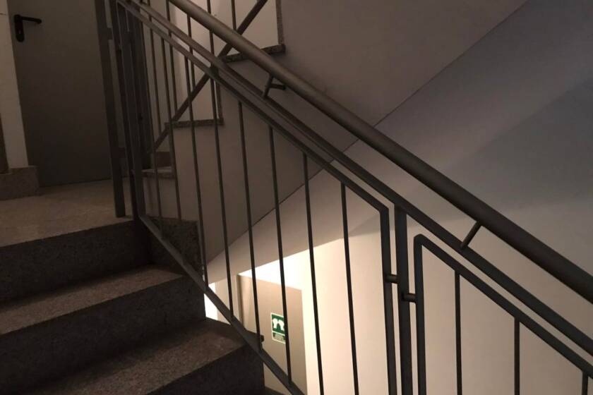 barandilla escalera emergencia